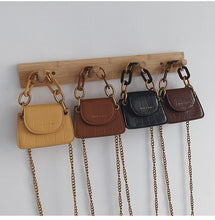 Load image into Gallery viewer, Bolsa Saddle
