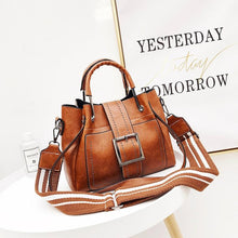 Load image into Gallery viewer, Bolsa Buckle
