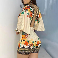 Load image into Gallery viewer, Macacão Floral
