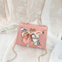 Load image into Gallery viewer, Bolsa Lace
