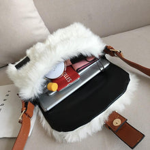 Load image into Gallery viewer, Bolsa Faux
