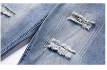 Load image into Gallery viewer, Macacão Sweter
